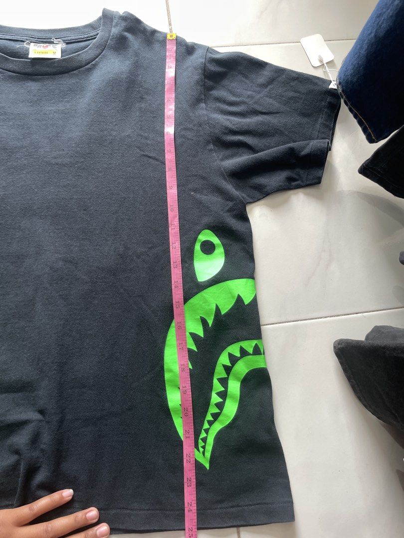 aape (Category: Coats, Jackets and Outerwear) located in Manila. Submitted by kyleee_ld (Listing ID 1460373970, Image 3). Description: .