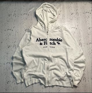 (Category: ) located in . Submitted by gonthrifting (Listing ID 1460383767, Image 1). Description: .