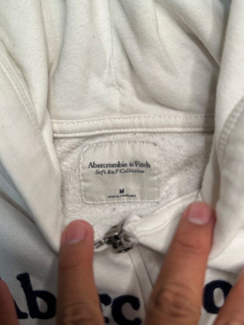 Abercrombie and fitch y2k Jacket (Category: Coats, Jackets and Outerwear) located in Manila. Submitted by gonthrifting (Listing ID 1460383767, Image 3). Description: Abercrombie and fitch y2k Jacket Dimes: 21x26 Issue: needs wash only Negotiable .