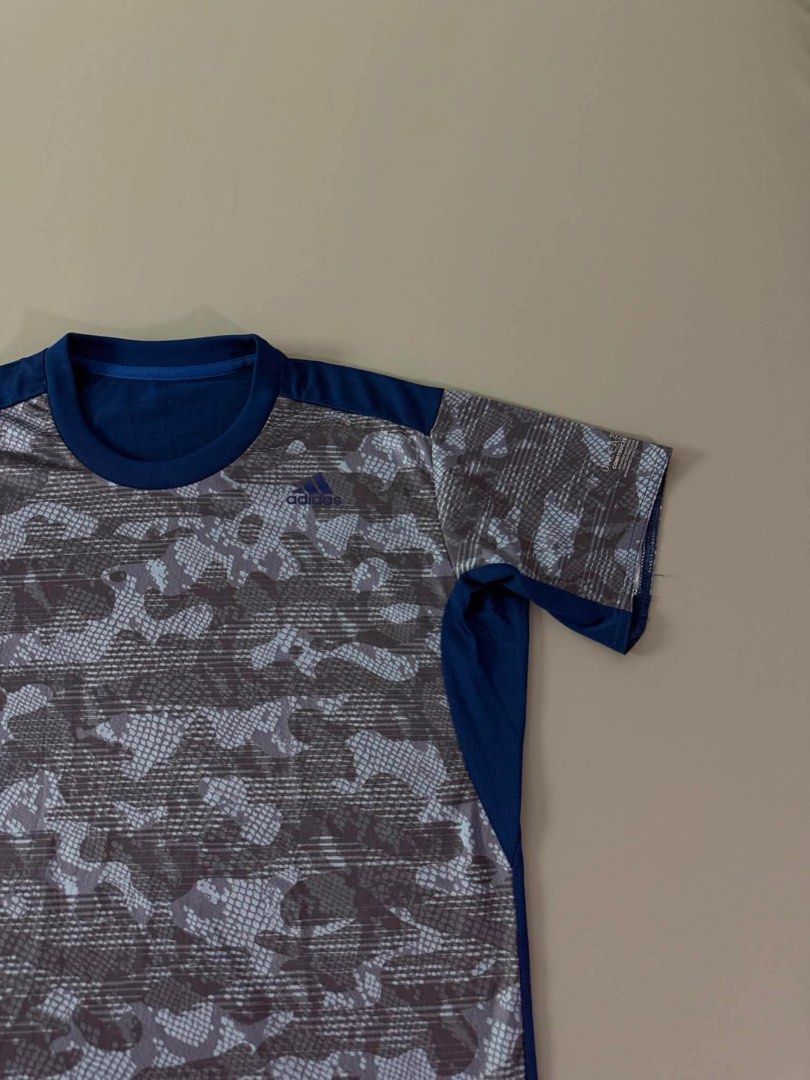 ADIDAS (Category: Tshirts & Polo Shirts ) located in Guagua. Submitted by sweetboyy (Listing ID 1460451477, Image 3). Description: ADIDAS EXCELLENT CONDITION / NO ISSUE SIZE XLARGE ON TAG / DIMES L27.5 W22.