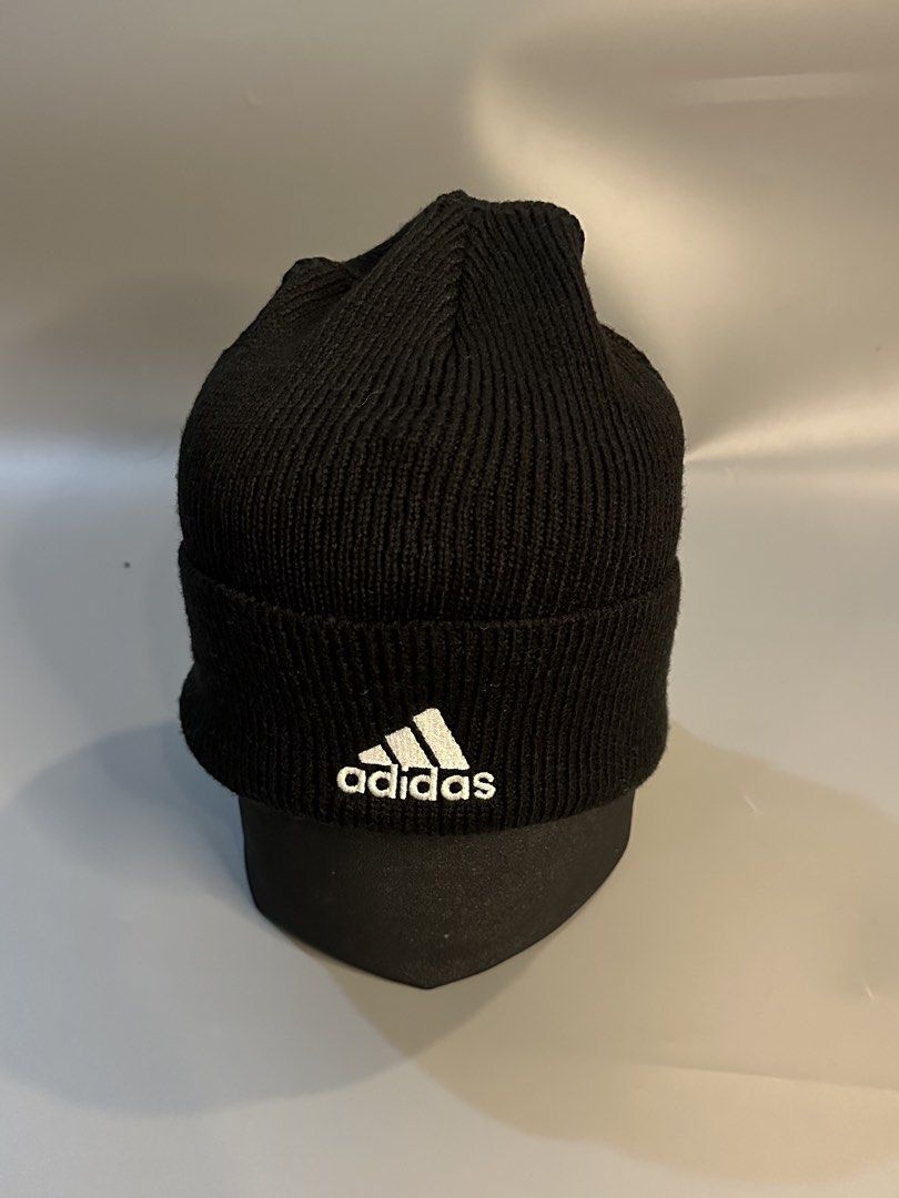 Adidas Benie (Category: Beanies) located in San Francisco. Submitted by yooodaryl (Listing ID 1460419350, Image 1). Description: Adidas Benie One Size.