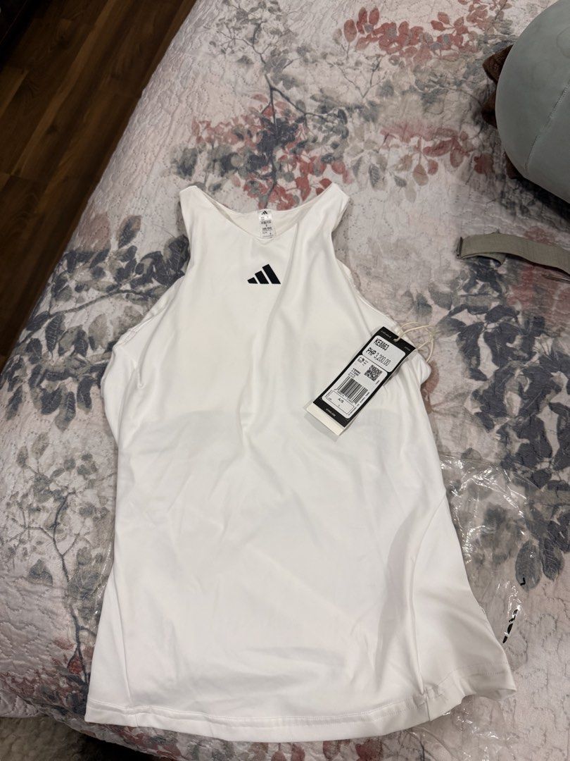 Adidas Climacool Y Tank (Category: Sleeveless) located in Manila. Submitted by samandjoe (Listing ID 1460359096, Image 1). Description: Brand new with tag, Adidas tank top with built in bra. Perfect for tennis, pickleball or working out .
