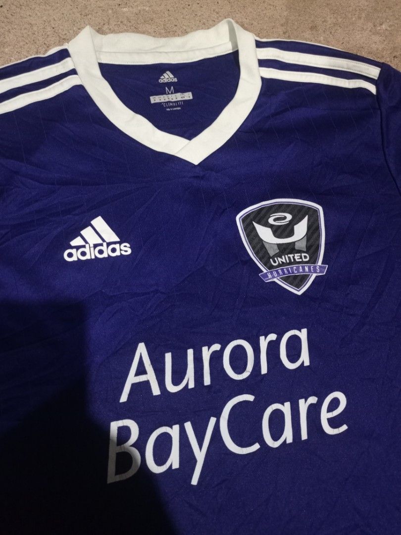 ADIDAS HURRICANES #77 JERSEY (Category: Tshirts & Polo Shirts ) located in Davao. Submitted by pluke_thrifter26 (Listing ID 1460317916, Image 2). Description: ADIDAS HURRICANES #77 EXCELLENT CONDITION 10/10 NO ISSUE SIZE: MEDUIM PM IF YOUR INTERESTED📥.