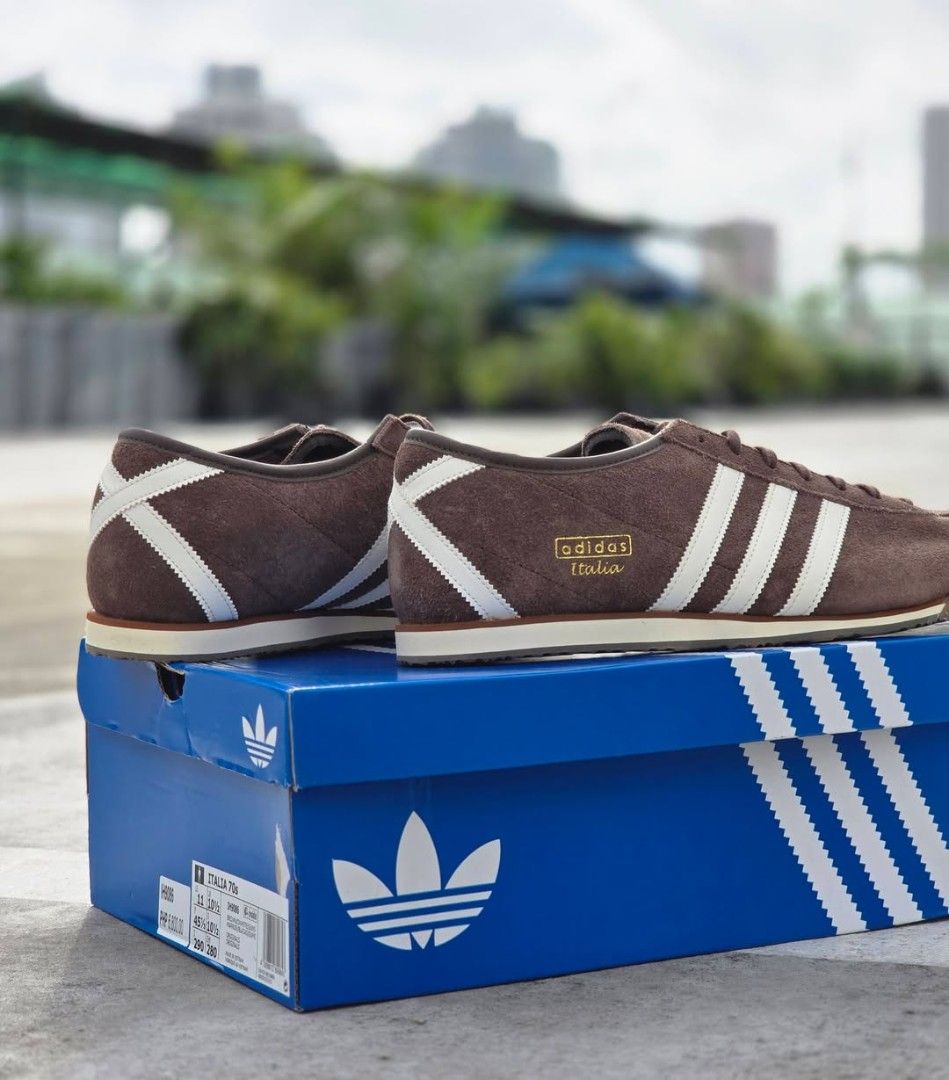 Adidas Italia 70s 🇮🇹 (Category: Sneakers) located in Makati City. Submitted by soleparkmnl (Listing ID 1460399390, Image 3). Description: 2,690 PHP ONLY! ( 6,800 SRP ) Adidas Italia 70s 🇮🇹 Sizes: US 11 ( men ) Brandnew • Legit • Complete with box 📌 We entertain COP/COD transactions. 📍 Makati City 📦 We ship nationwide 📩 DM for more details 📸 ACTUAL PHOTOS.