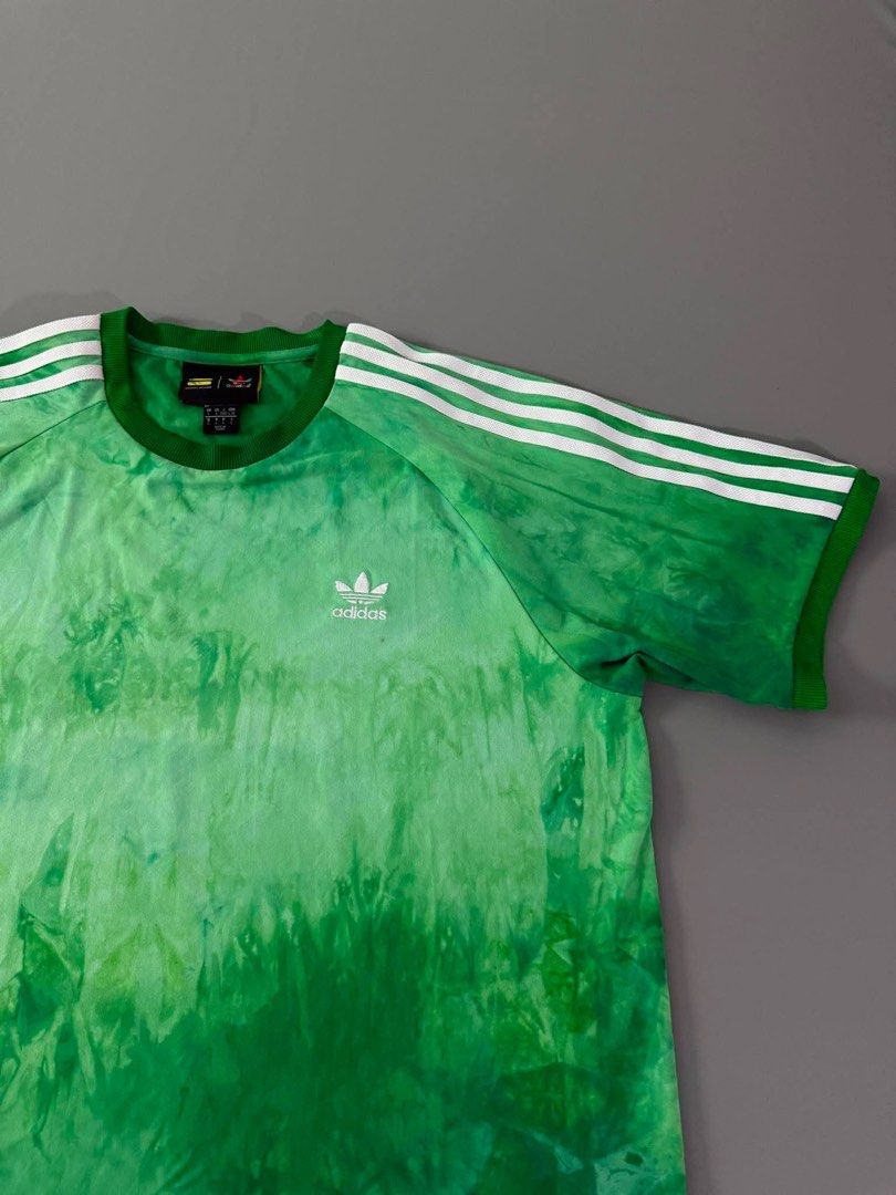 ADIDAS PHARRELL (Category: Tshirts & Polo Shirts ) located in Guagua. Submitted by sweetboyy (Listing ID 1460426085, Image 3). Description: ADIDAS PHARRELL EXCELLENT CONDITION / NO ISSUE SIZE LARGE ON TAG / DIMES L28 W23.