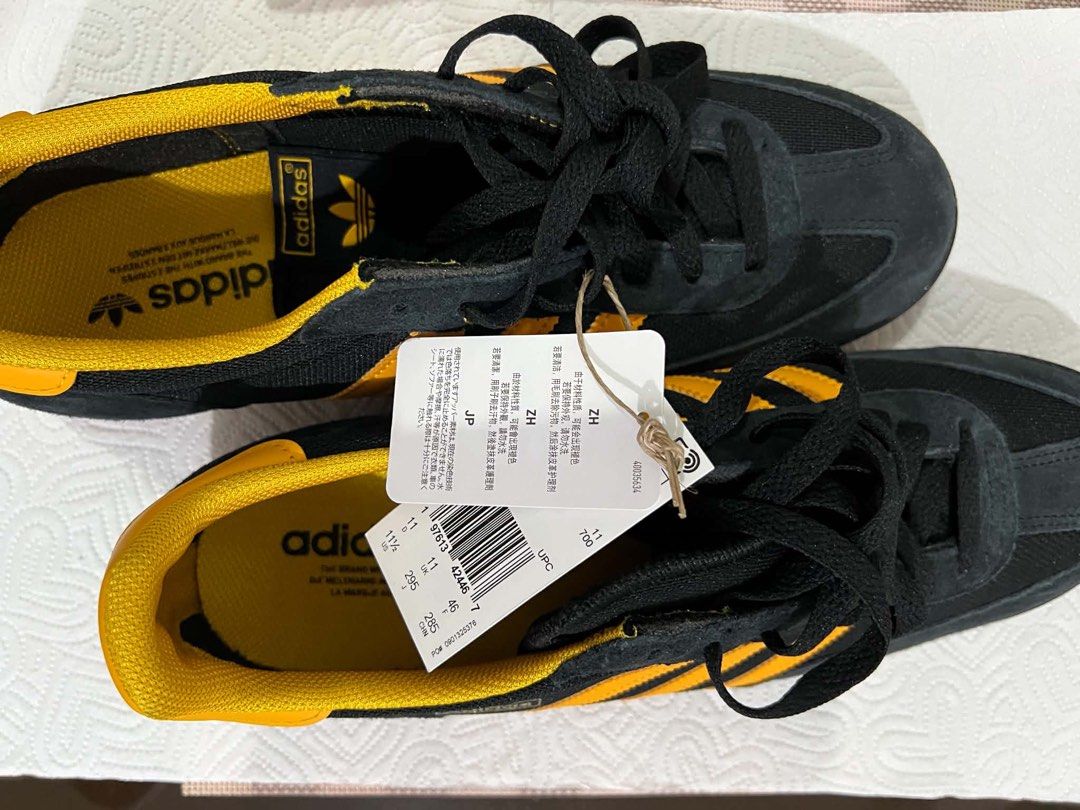 Adidas R71 (Category: Casual Shoes) located in Muntinlupa City. Submitted by mabelleadr46801 (Listing ID 1460415562, Image 1). Description: Fresh from USA 🇺🇸 No box Adidas Originals R71 Shoes (Style Code: JQ2575) in the Core Black / Crew Yellow / Gold Metallic colorway. This sneaker is an archival release heavily inspired by retro 1970s running silhouettes like the classic adidas Dragon. It features a lightweight mesh and soft suede upper paire