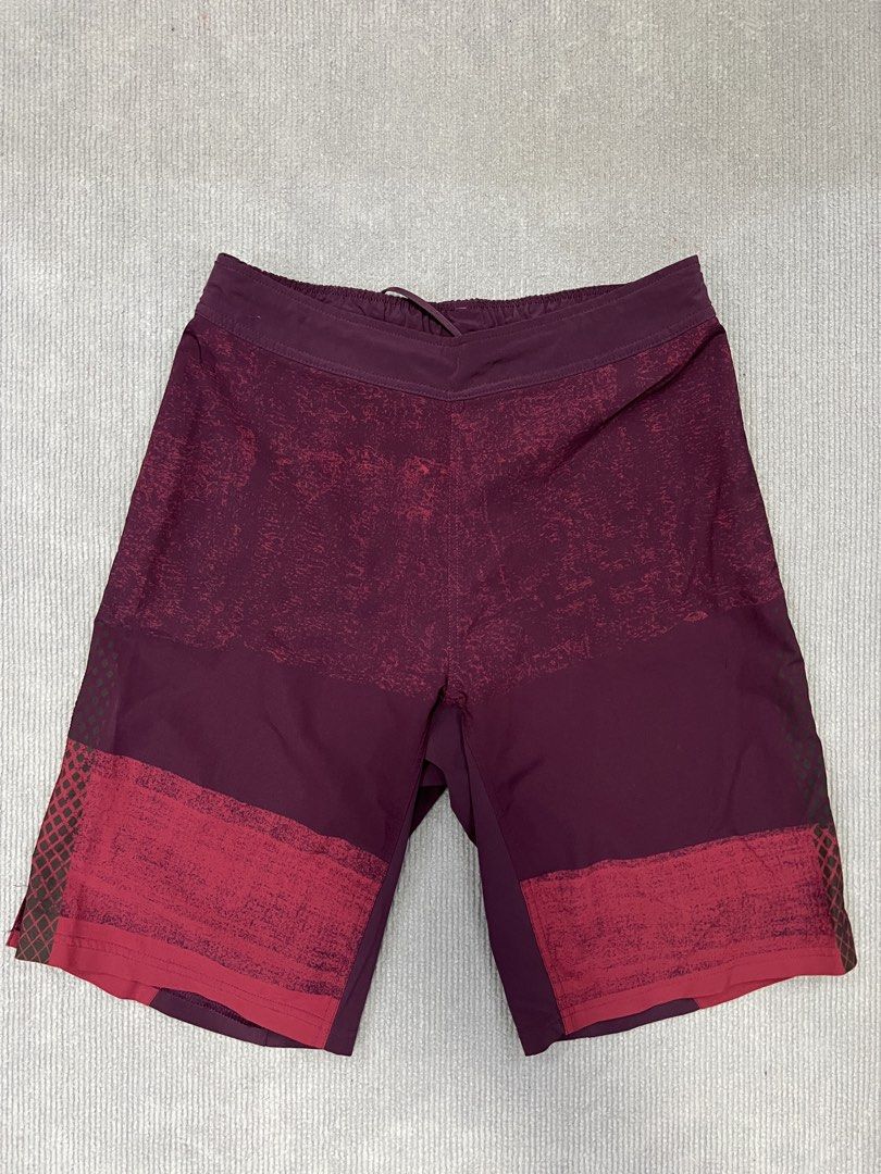 Adidas Running and Jogging Shorts as new (Category: Activewear) located in Aparri. Submitted by amnorthloots (Listing ID 1460423813, Image 2). Description: Good as new No issue Color rate 10/10 Dimes Waistline 28”-32” Length 21”.