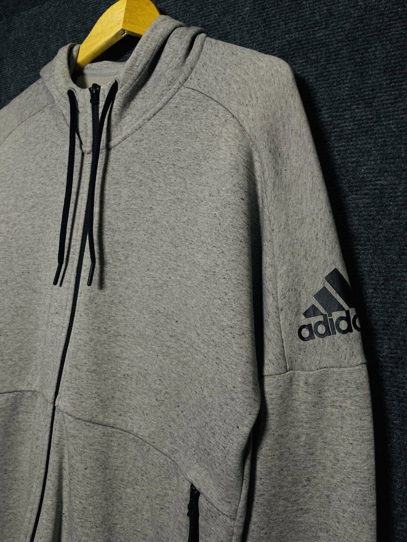 Adidas ZNE Zip Up Jacket (Category: Coats, Jackets and Outerwear) located in Baguio. Submitted by onyol.items (Listing ID 1460466826, Image 2). Description: Condition: Excellent Dimension: 27 Length 23 Width Size- Medium to Large Issue: None Color rate: 9.5 .