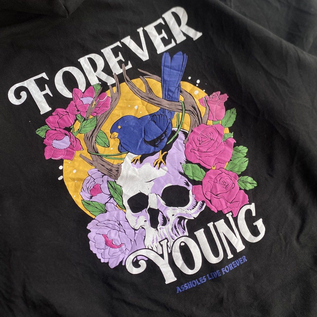 A$$holes Live Forever Hoodie (Category: Coats, Jackets and Outerwear) located in San Jose del Monte. Submitted by edmarkvillanueva (Listing ID 1460363380, Image 2). Description: Length 28.5 Width 24 Size on tag: XL 9/10 color rate Flaws: minimal stain.