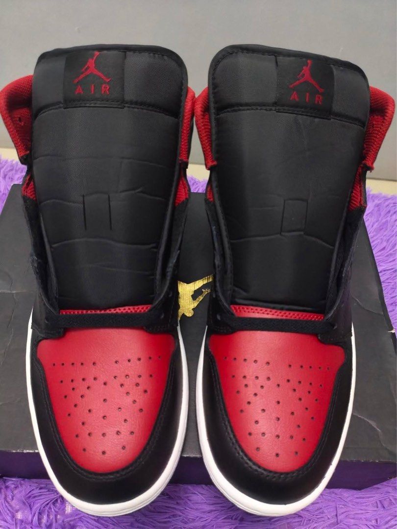 Air Jordan 1 Mid - ₱4,999 (Category: Sneakers) located in Manila. Submitted by epicshark.35456 (Listing ID 1460381574, Image 1). Description: 🔥 FOR SALE: Air Jordan 1 Mid Black/Varsity Red-White (DQ8426-067) 💰 Price: ₱4,999 (Negotiable) 📏 Size: US 11 / UK 10.5 / EU 45.5 / 29.5 cm ✅ Brand New Never worn Complete with original box 100% Authentic Nike Air Jordan Clean pair, ready to wear 📍RFS: Decluttering / Need funds. Message me for more photo