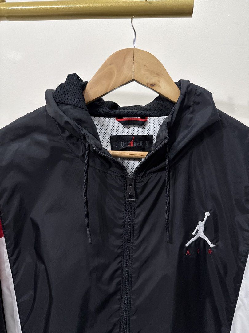 Air Jordan windbreaker (Category: Coats, Jackets and Outerwear) located in Antipolo. Submitted by jackiestash2 (Listing ID 1460333800, Image 2). Description: Air Jordan Jumpman Air windbreaker jacket Antipolo Gcash/Bdo Lala&J&T.