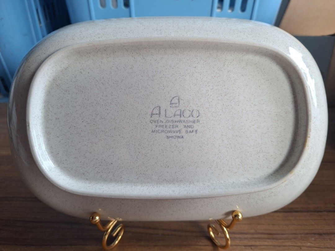 Alaco Harvest Time Ceramic Dish (Category: Other Kitchenware & Tableware) located in Consolacion. Submitted by luxekerei (Listing ID 1460375722, Image 2). Description: - an Alaco "Harvest Time" ceramic dish featuring a speckled off-white glaze and country cottage motifs of a bear and rabbit with the text "HARVEST TIME. WE ARE VERY BUSY HARVESTING OUR CROP NOW.".