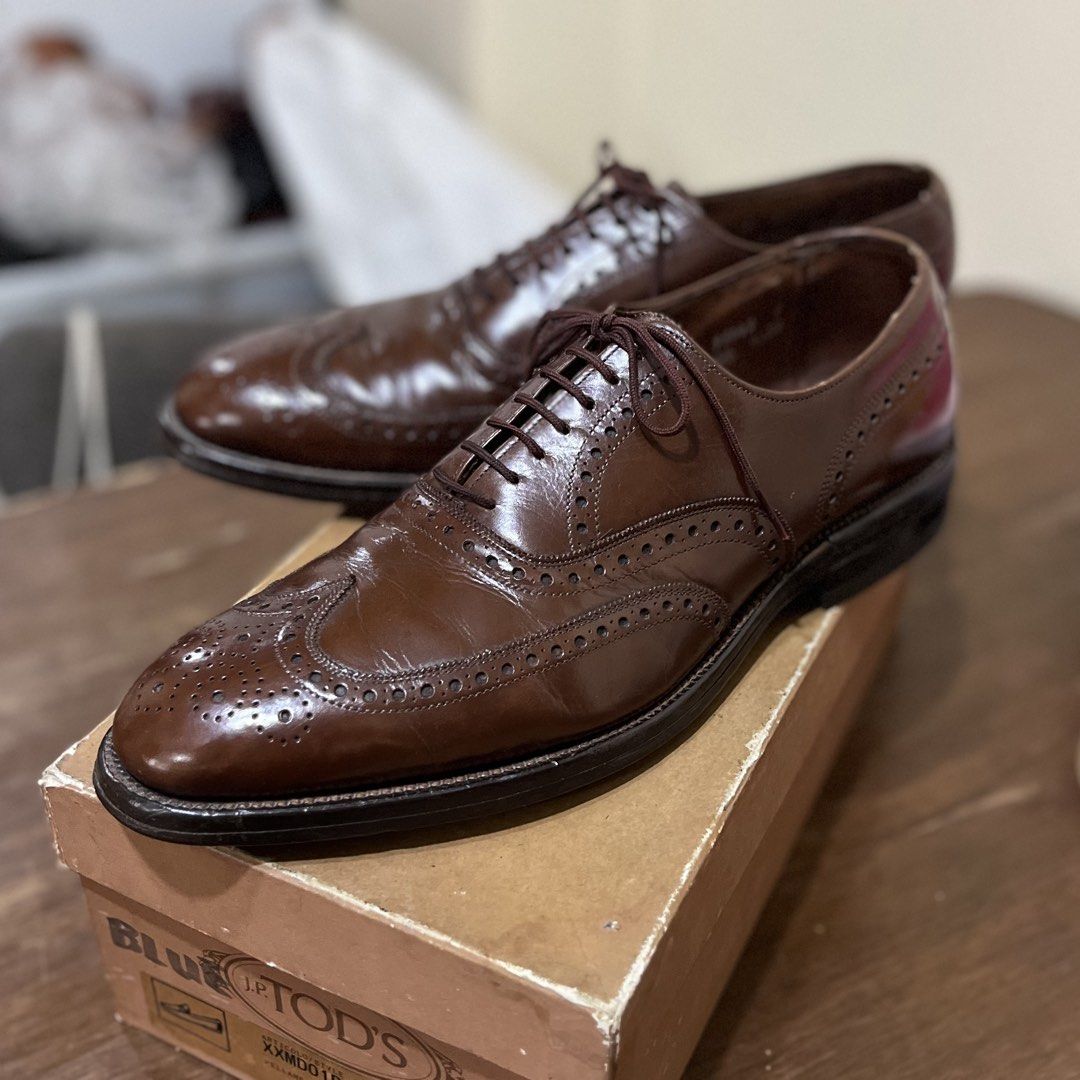 Allen Edmonds Wingtip Oxford Leather Shoes (Category: Dress Shoes) located in Muntinlupa City. Submitted by samurai_shine_allen (Listing ID 1460324418, Image 3). Description: Allen Edmonds “Boulevard” Wingtip Size: 10US | 43EU P3800 Details: - In Excellent Condition - Goodyear Welted.