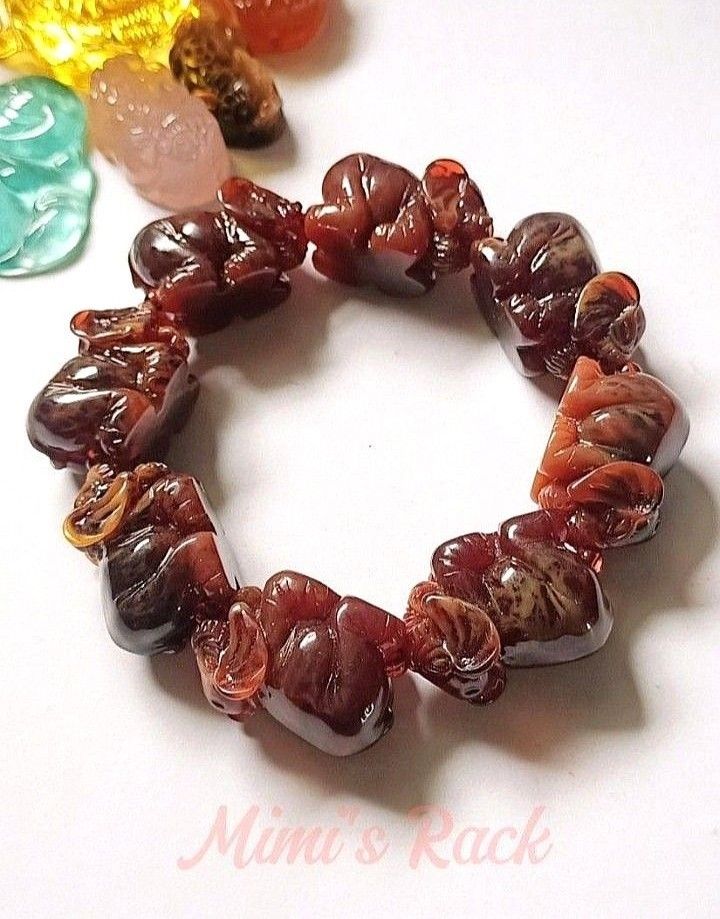 Ambergris Elephant Charms Bracelet (Category: Bracelets) located in Taguig. Submitted by mimisrack (Listing ID 1460362180, Image 1). Description: 🤎A meaningful bracelet filled with warm earthy charm and symbolic elephant energy -Great for collectors and elephant charm lovers -Elephants symbolize wisdom, strength, protection, luck, and prosperity 🧿 elephant size: 28x19x15mm 💎Gems & crystals are energized and cleansed before shipping. 💎As these