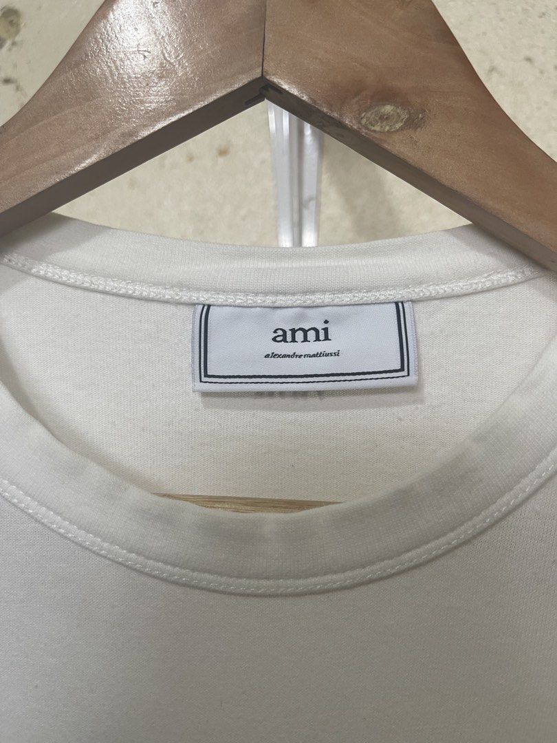 Ami Tee (Category: Activewear) located in Tuguegarao City. Submitted by elyks11 (Listing ID 1460327572, Image 2). Description: AMI TEE SOLID PA NEED WASH.