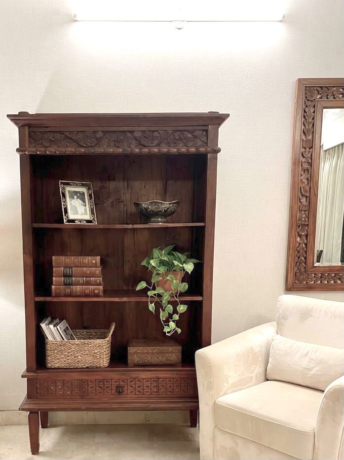 Antik Java shelves (Category: Other Home Furniture) located in Kuala Lumpur. Submitted by wudzherritage (Listing ID 1460344740, Image 1). Description: .