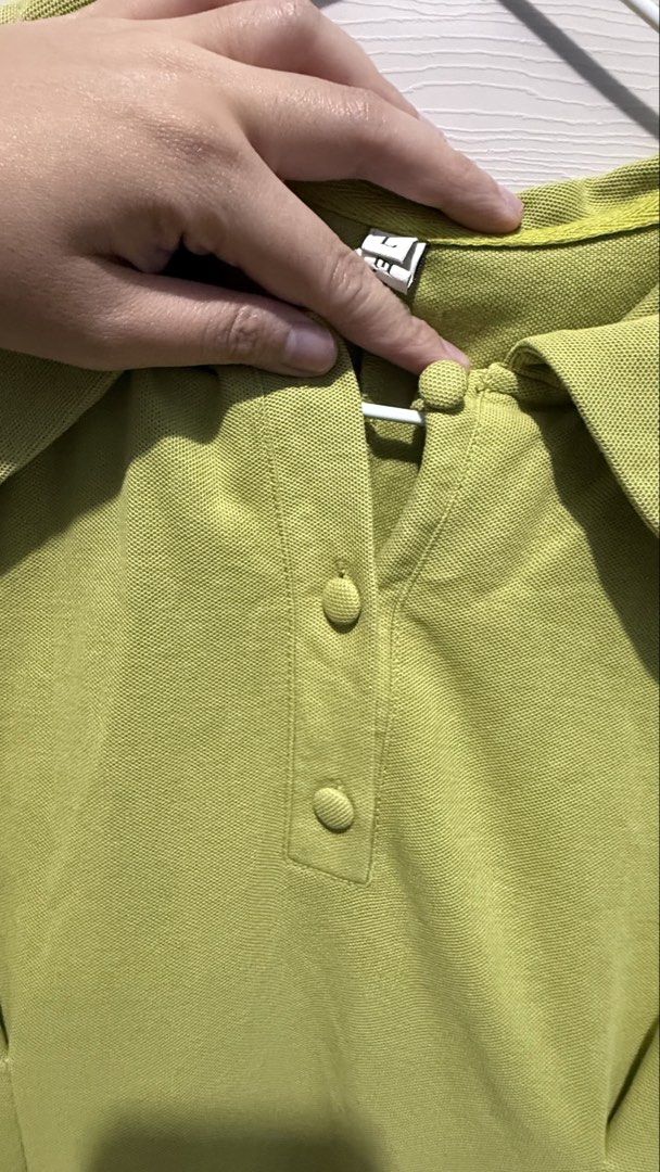 Apple Green Polo Dress (Category: Dresses) located in Quezon City. Submitted by dinesaur (Listing ID 1460421158, Image 2). Description: Can fit m-l.