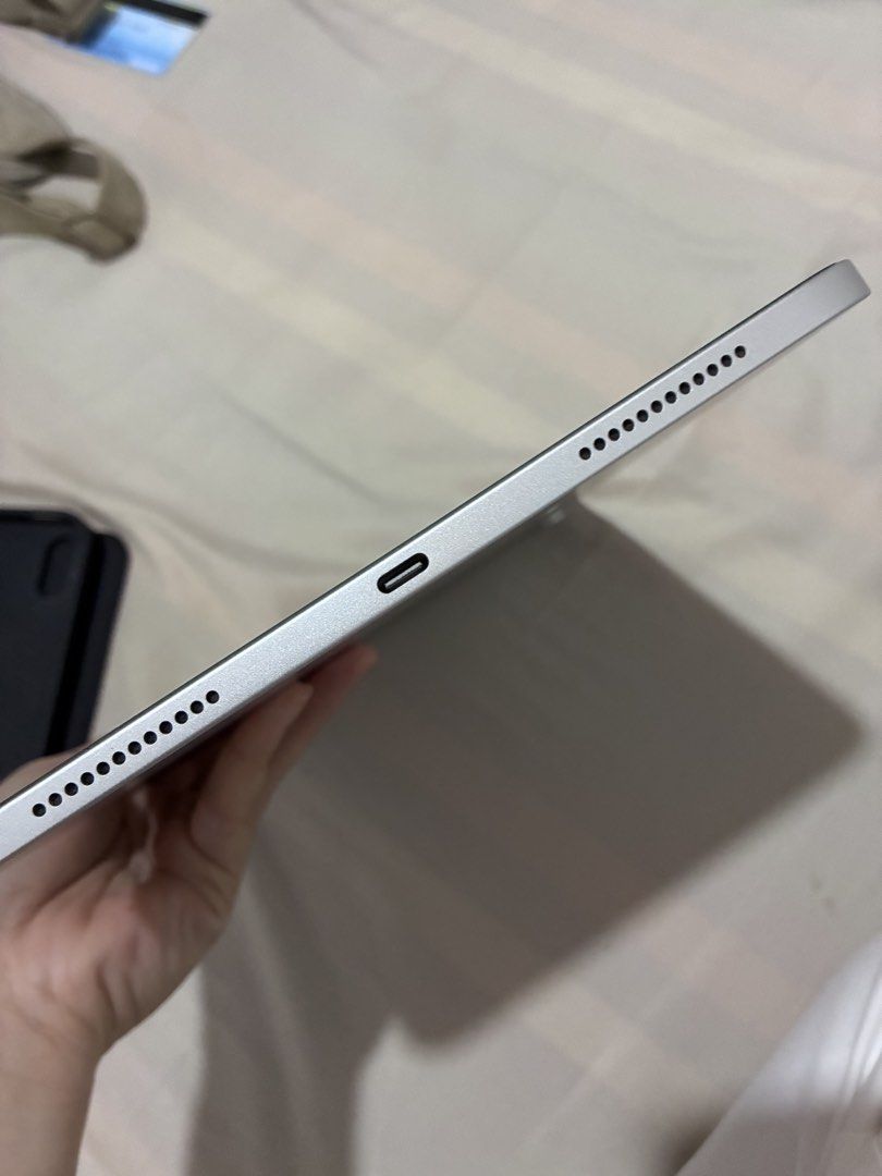 Apple iPad 11inch 11th Gen Silver Wi-Fi (Category: iPad) located in Calamba. Submitted by hanayunis (Listing ID 1460401415, Image 3). Description: - Silver iPad 11th Generation (Wi-Fi model) -Bought last April to PowerMac, like new - No scratches, with tempered installed - Comes with a black case - Includes Apple Pencil - Selling for additional funds - Feel free to ask any questions!.