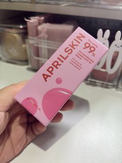 (Category: ) located in . Submitted by skincare_niche (Listing ID 1460451865, Image 1). Description: .