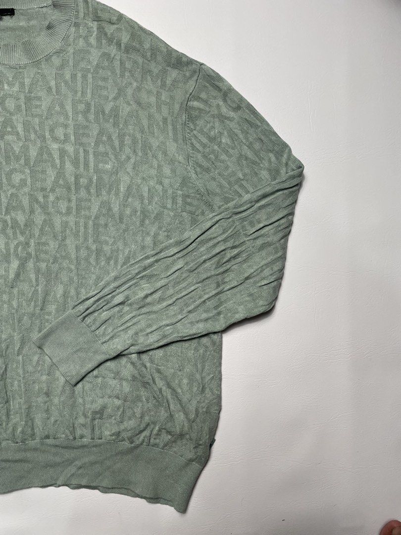 Armani exchange crewneck knitted aop (Category: Luxury Apparel) located in Urdaneta. Submitted by northdrops_asian (Listing ID 1460453009, Image 2). Description: Excellent .