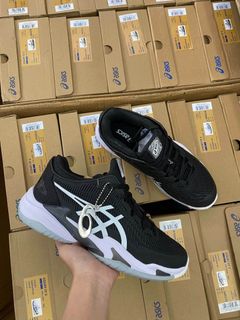 (Category: ) located in . Submitted by soledout_kicks (Listing ID 1460383687, Image 1). Description: .