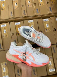 (Category: ) located in . Submitted by soledout_kicks (Listing ID 1460383963, Image 1). Description: .