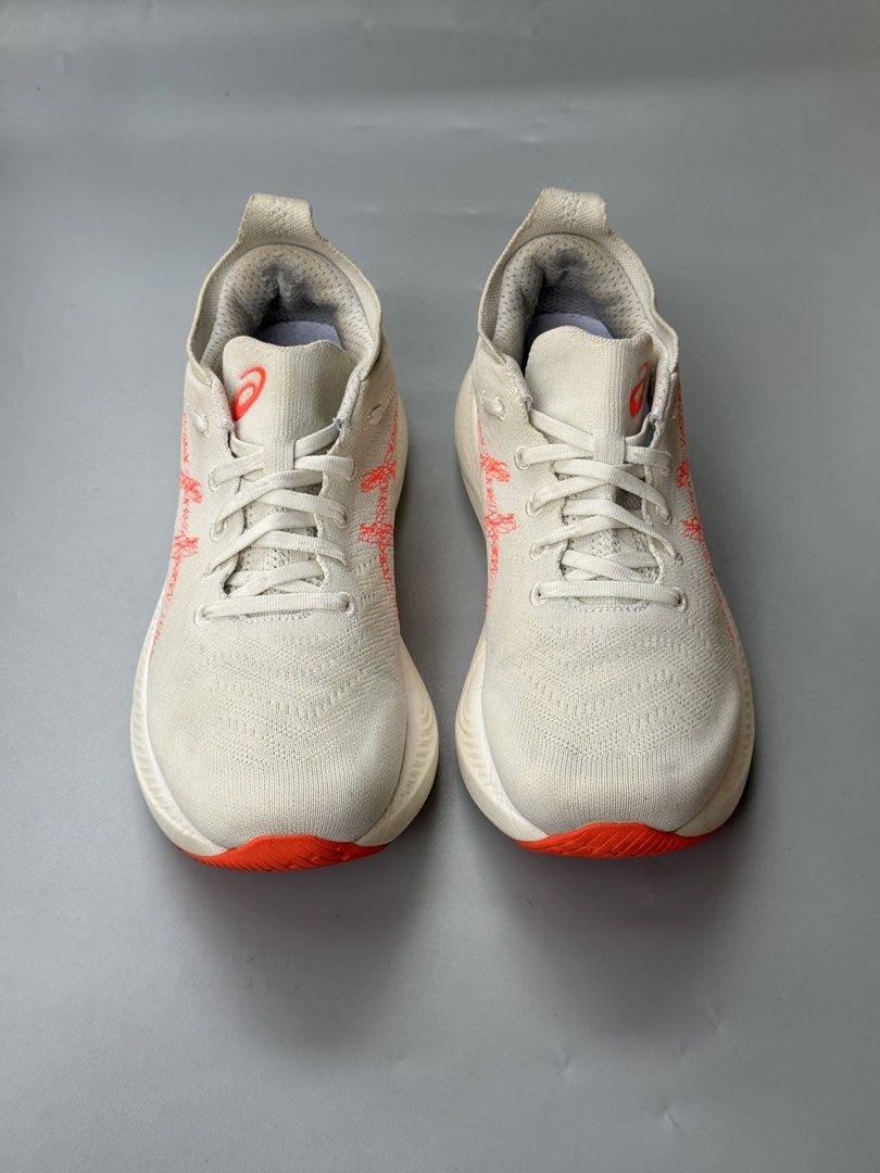 ASICS NIMBUS MIRAI " TEAM JAPAN " (Category: Sneakers) located in Legazpi City. Submitted by mr.solelution (Listing ID 1441097601, Image 3). Description: • ASICS NIMBUS MIRAI ( MEN ) • SIZE: 9.5us / 43.5euro / 27.5cm • EXCELLENT CONDITION • SOCKLINE SCRATCH, MINOR DRAGS LOCATION: LEGAZPI ALBAY BICOL 📍 PLUS SHIPPING FEE 💵.