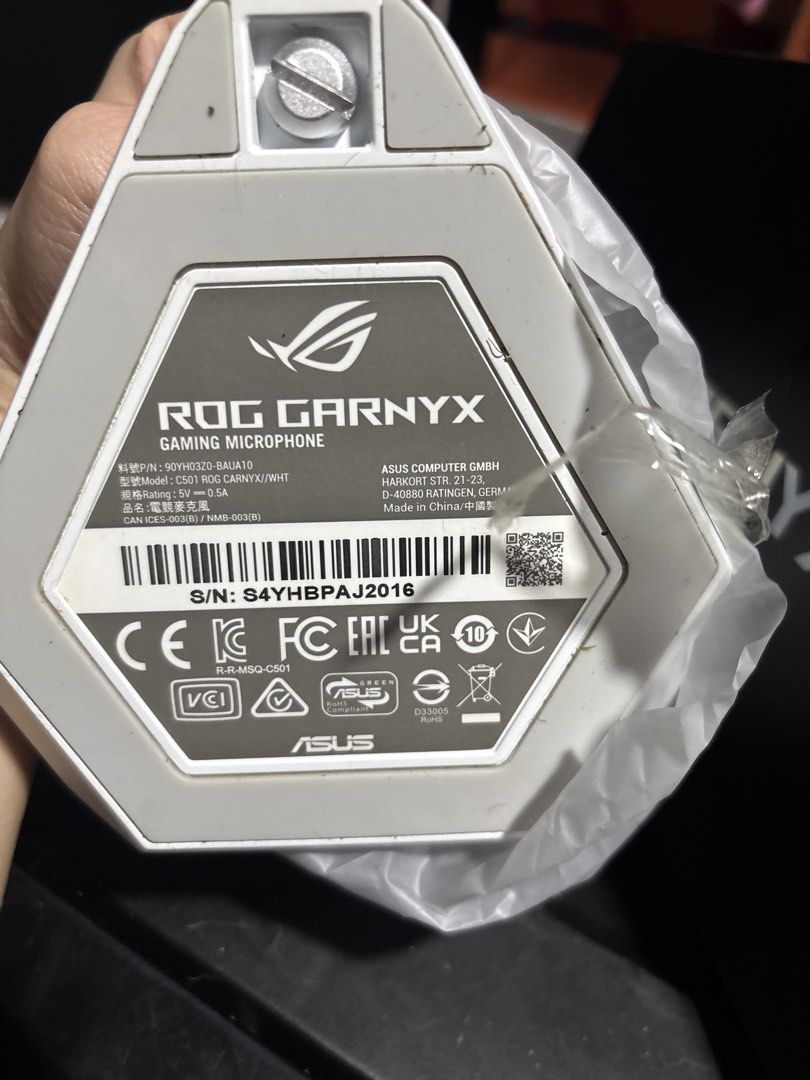 Asus ROG Caryx Gaming Microphone (White) (Category: Other Accessories) located in Marikina City. Submitted by PrelovedByLuna (Listing ID 1460310881, Image 3). Description: ‼️READ CAREFULLY‼️ ASUS ROG Carnyx White (Cardiod Condenser Gaming Microphone) -works properly (DM to see testing vid - I’d have to get your messenger acct for this kasi di makakasend dito sa carousell) -as for the lights, idk. I tested earlier pero di siya umiilaw ng RGB -nois