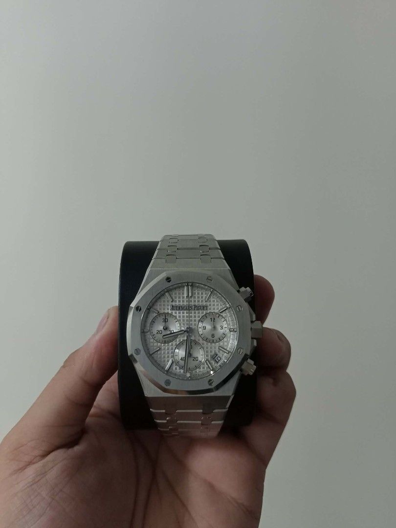 Audemars Piguet Royal Oak Chronograph Watch (Category: Luxury Watches) located in Cainta. Submitted by reycee.18 (Listing ID 1460371313, Image 1). Description: AUDEMARS PIGUET ROYAL OAK CHRONOGRAPH 41MM Ref. 26240ST • 2026 • Stainless Steel • 41mm • PPF installed • Complete set • Excellent like new Condition Php 3,450,000.