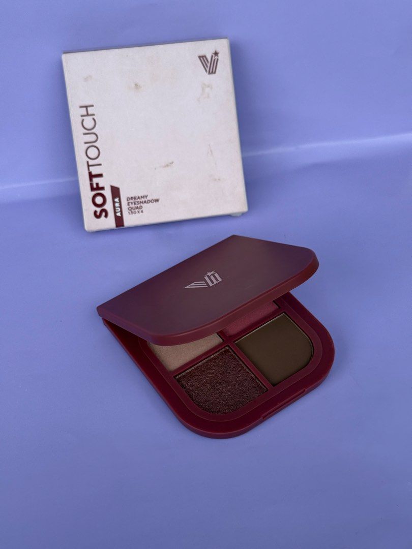 AURA Soft Touch Dreamy Eyeshadow Quad (Category: Makeup) located in Canaman. Submitted by Daphyee_ (Listing ID 1460451998, Image 1). Description: - AURA Soft Touch eyeshadow quad - Includes 4 versatile shades: shimmery brown, matte beige, rosy pink, and matte brown - Features a convenient built-in mirror - Comes with its original packaging.