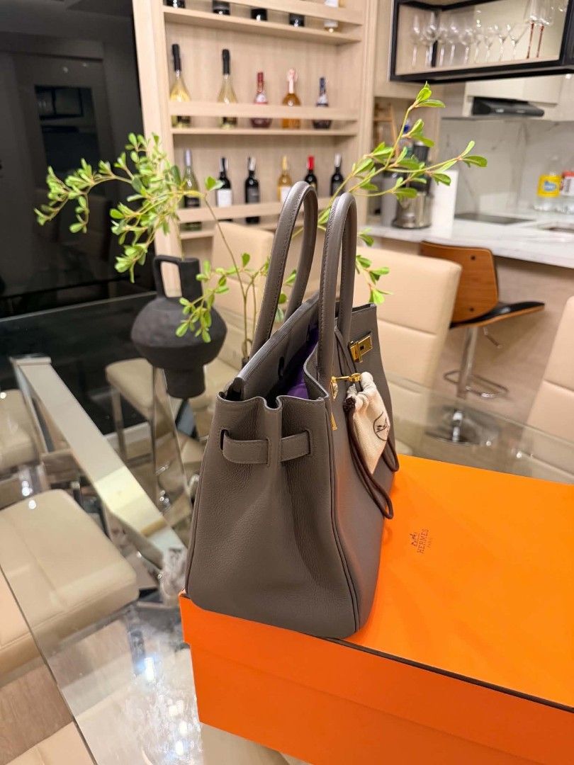 Authenthic Hermes Birkin Bag (Category: Luxury Bags & Wallets) located in Caloocan City. Submitted by eysjayro0310 (Listing ID 1460484965, Image 1). Description: Hermes Birkin 30 (ONHAND) Eiten AMS 872CA Complete With reciept Taguig Location 📍 Can do meetups too Vistamall taguig/BGC I can deliver but i prefer Meet Up is good so you can check every part of it. so we can talk about it and other bags. Have LV and prada also.