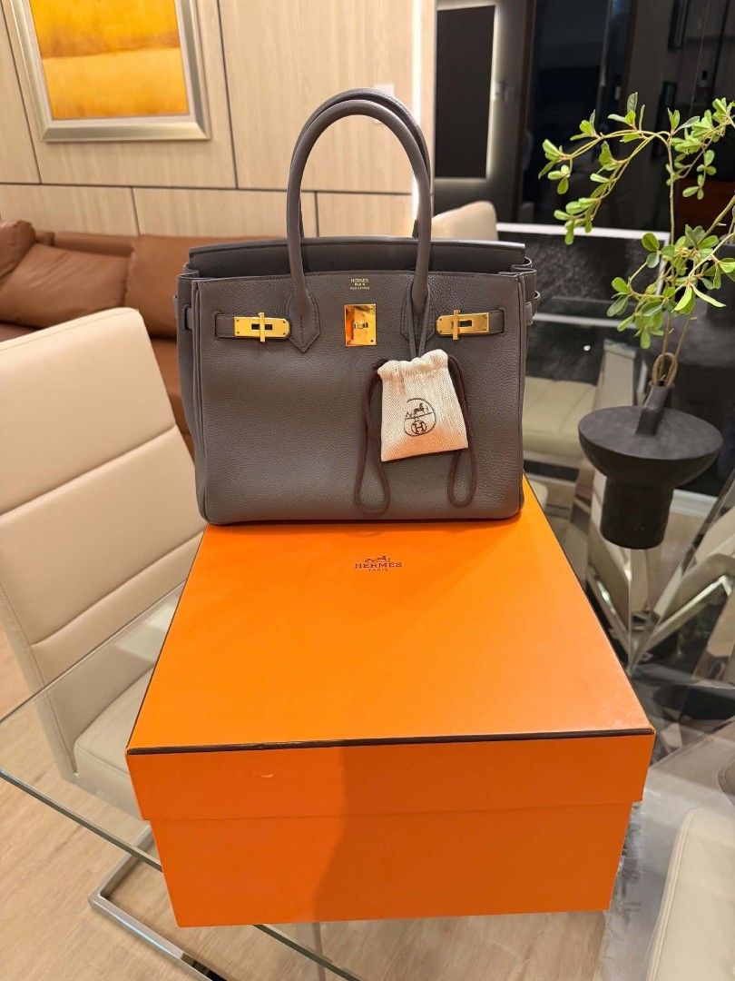 Authenthic Hermes Birkin Bag (Category: Luxury Bags & Wallets) located in Caloocan City. Submitted by eysjayro0310 (Listing ID 1460484965, Image 2). Description: Hermes Birkin 30 (ONHAND) Eiten AMS 872CA Complete With reciept Taguig Location 📍 Can do meetups too Vistamall taguig/BGC I can deliver but i prefer Meet Up is good so you can check every part of it. so we can talk about it and other bags. Have LV and prada also.