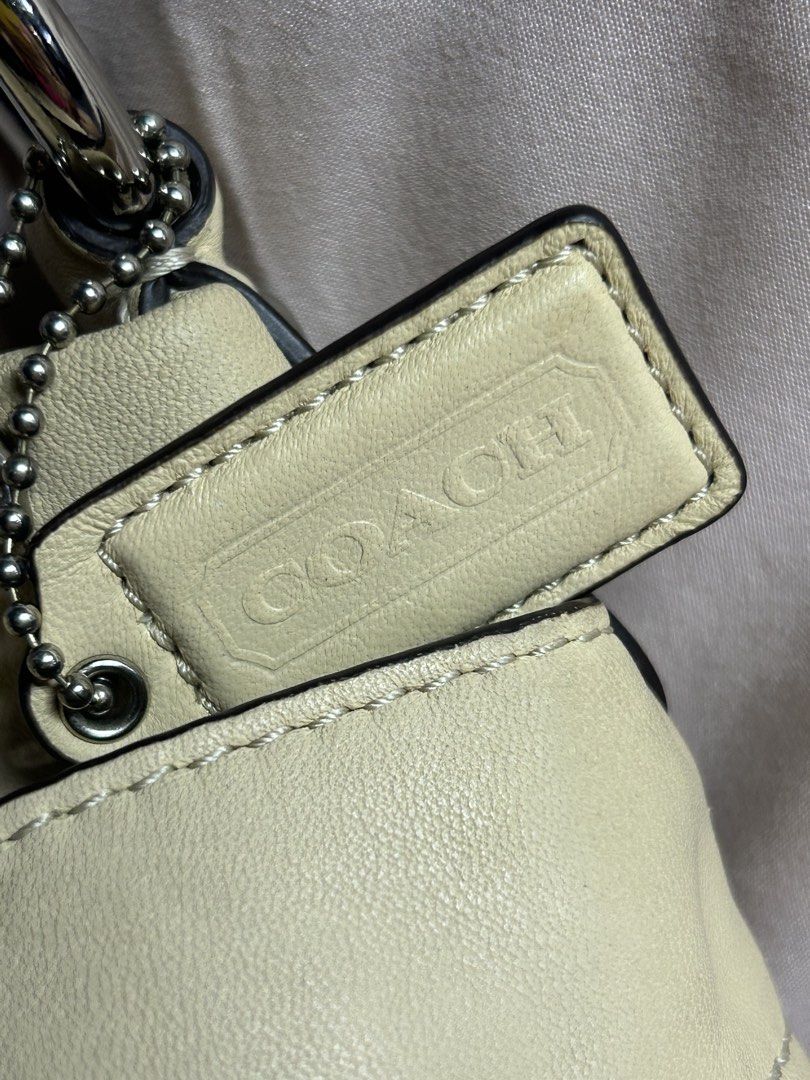 Authentic COACH (Category: Shoulder Bags) located in Santa Cruz, Pampanga. Submitted by nikki.tan444 (Listing ID 1460450190, Image 2). Description: READY TO SHIP AUTHENTIC.