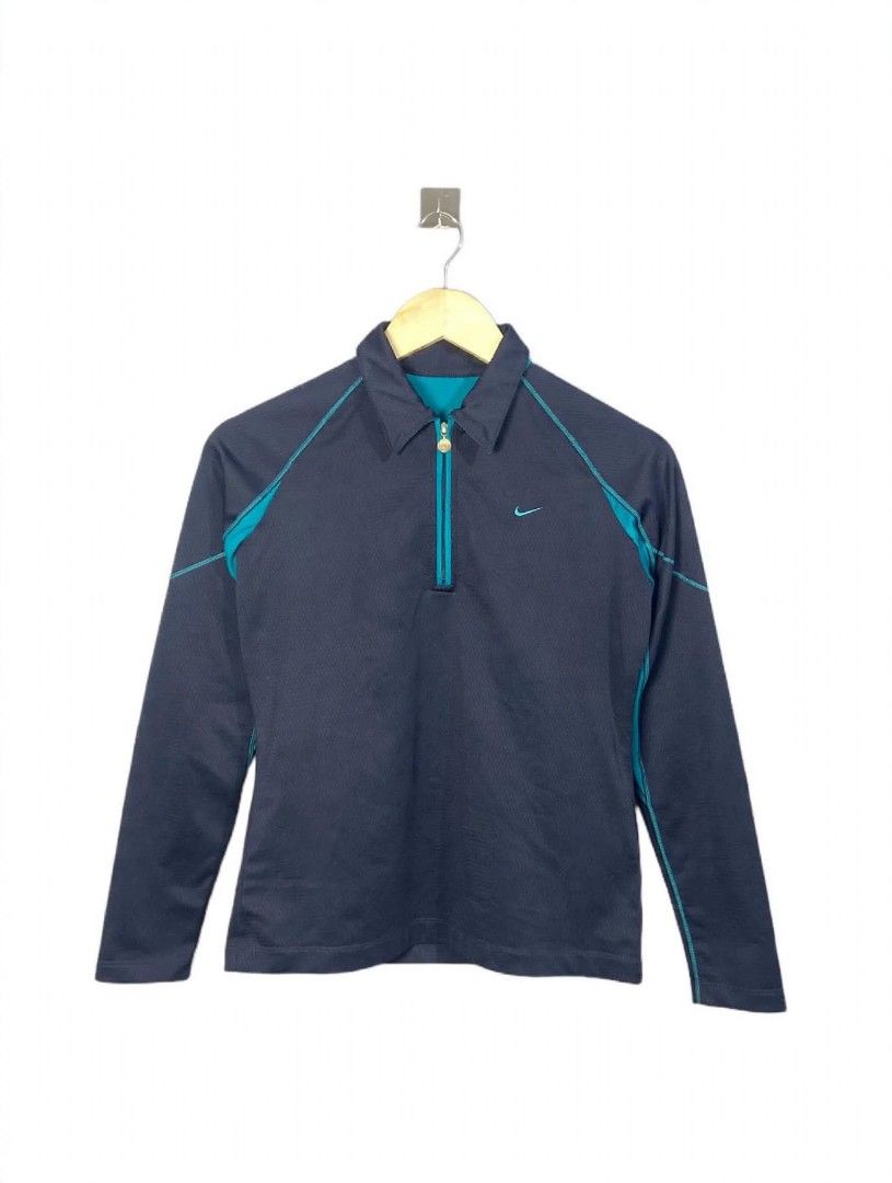 Authentic Nike Golf Women's Small Half-Zipper Pullover (Category: Coats, Jackets and Outerwear) located in Taguig. Submitted by owlthrifty (Listing ID 1460392590, Image 1). Description: Size: Small Good as new ✔️💯 In excellent condition ✔️💯.