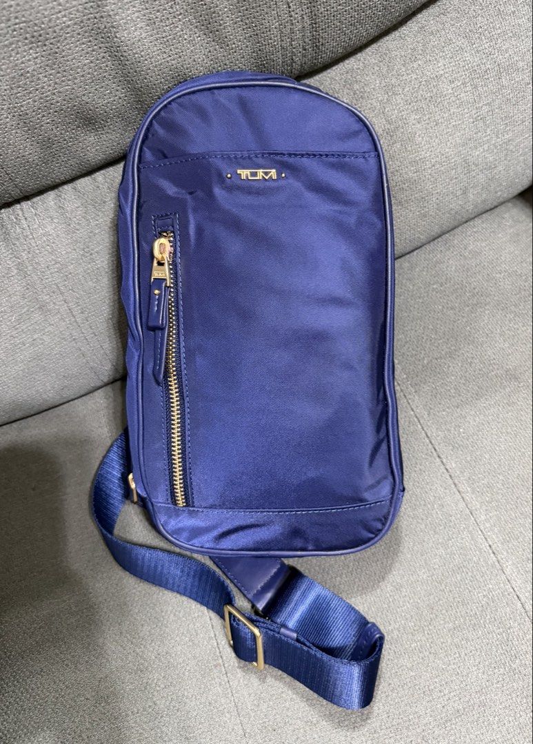 Authentic TUMI Voyageur (Category: Cross-body Bags) located in Quezon City. Submitted by chic.bags (Listing ID 1460428038, Image 3). Description: Ykk zip Nylon material Like new No issue Actual photo posted Mop: gcash.