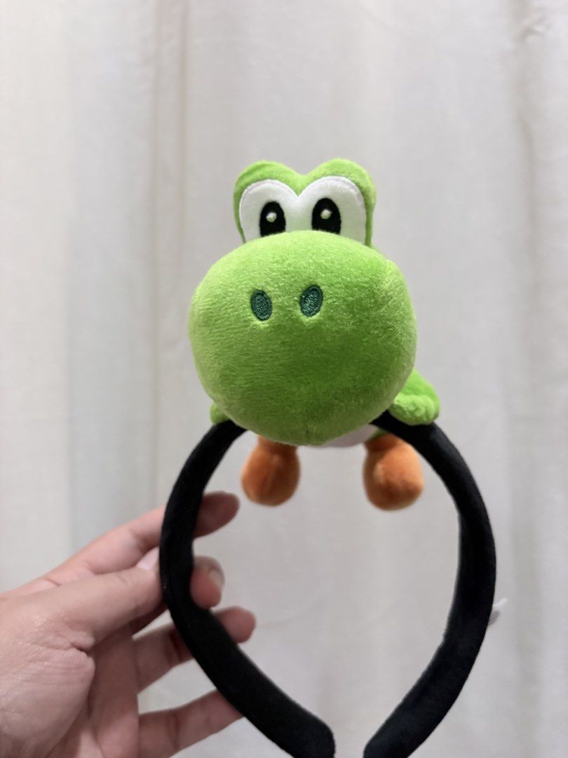 Authentic Universal Studios Super Nintendo World Yoshi Plush Headband (Category: Plushies & Soft Toys) located in Baguio. Submitted by tf_tyche (Listing ID 1460486027, Image 1). Description: .