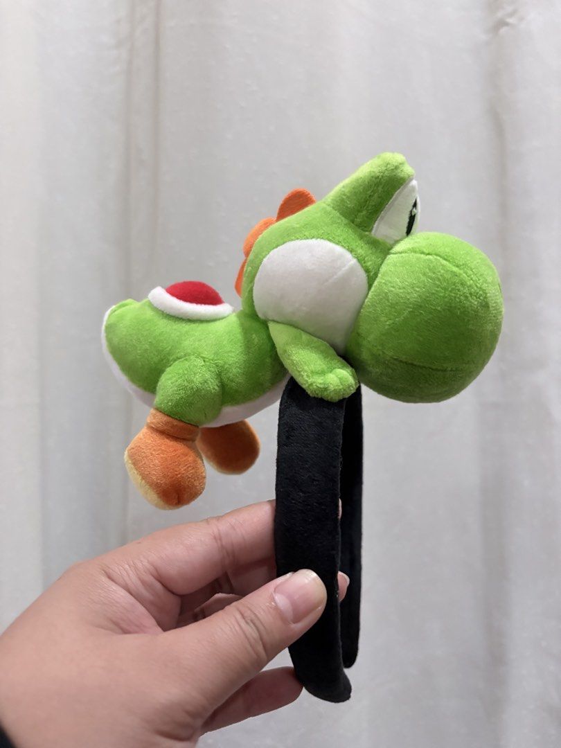 Authentic Universal Studios Super Nintendo World Yoshi Plush Headband (Category: Plushies & Soft Toys) located in Baguio. Submitted by tf_tyche (Listing ID 1460486027, Image 2). Description: .