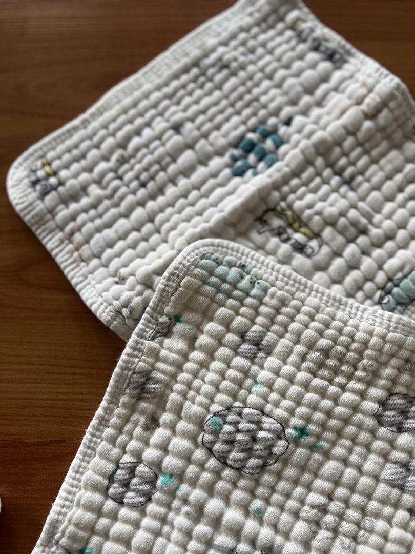 Baby Mini Gauze Towel Take All (Category: Other Baby Bathing & Changing Needs) located in Marikina City. Submitted by babycluttermatter (Listing ID 1460470752, Image 2). Description: - 30x30cm - well used - 100% cotton - 6 layers of cotton fabric - high absorbency - bubble air pockets helps to absorb water fast - quick dry.