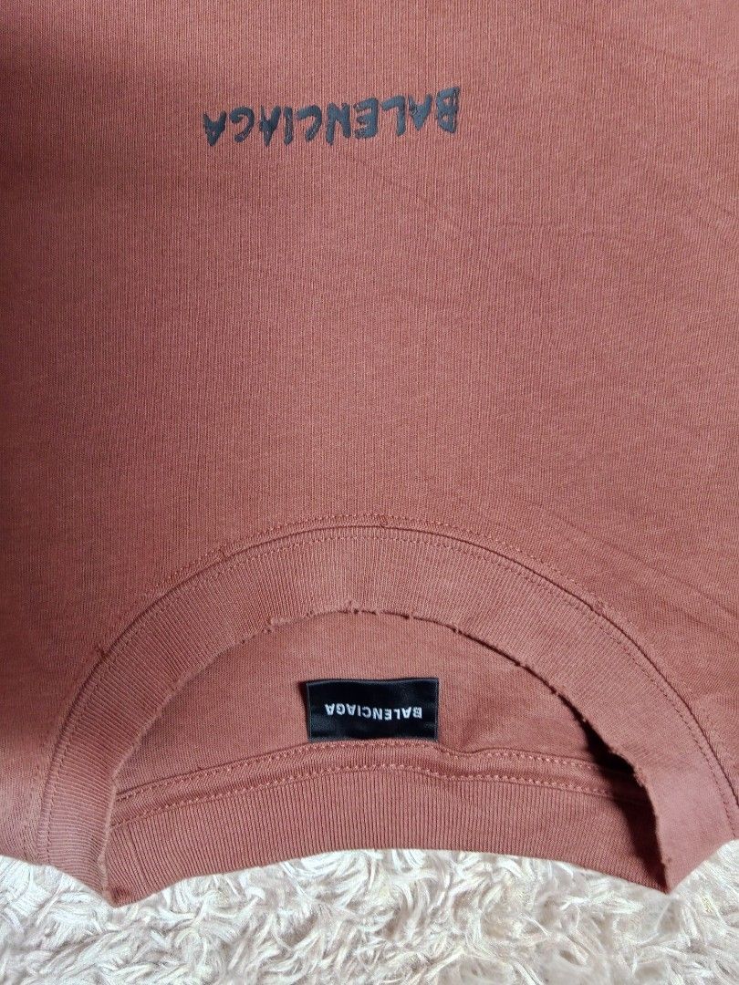 Balenciaga (Category: Luxury Accessories) located in Manila. Submitted by aeronroy4577085 (Listing ID 1460401157, Image 3). Description: .