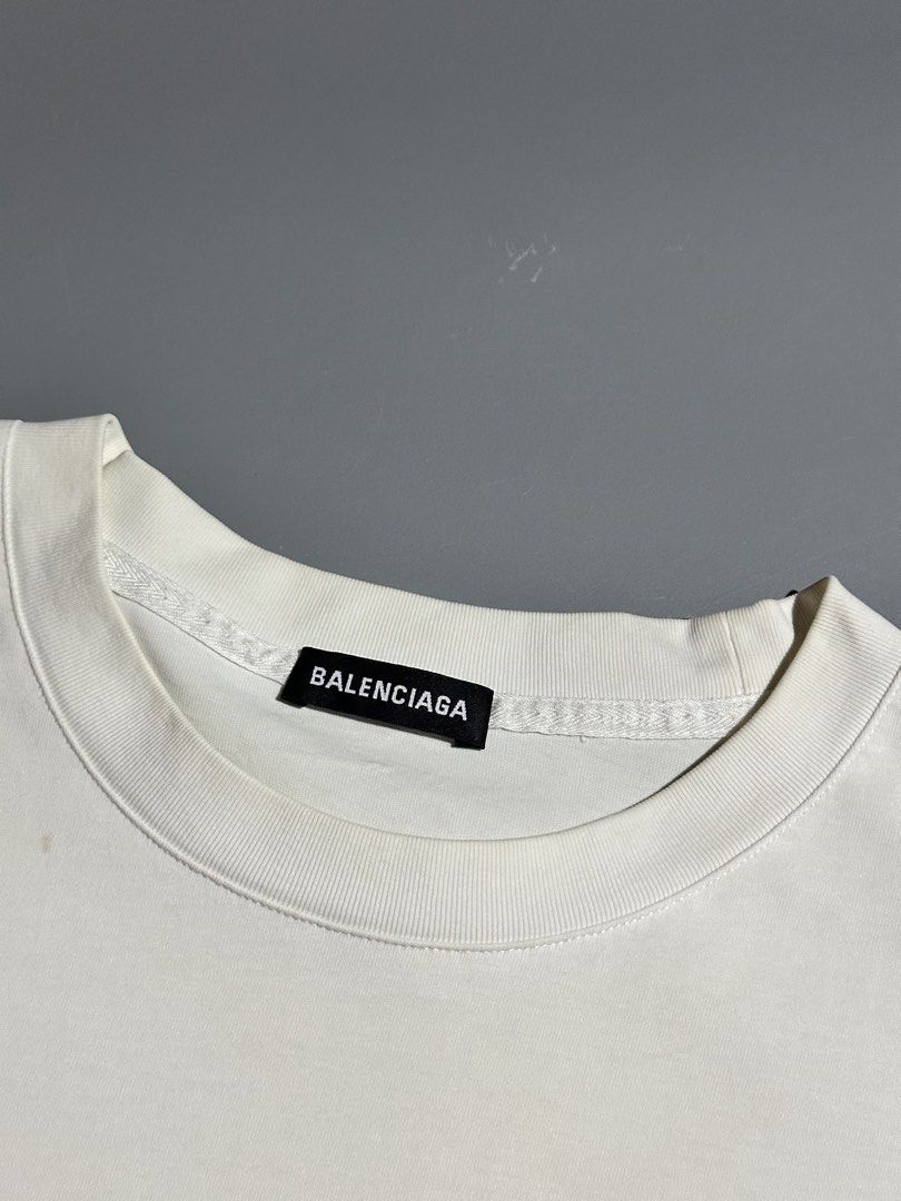 BALENCIAGA (Category: Activewear) located in Makati City. Submitted by js.street.finds (Listing ID 1460433076, Image 3). Description: DIMES 21/29 NEED WASH.