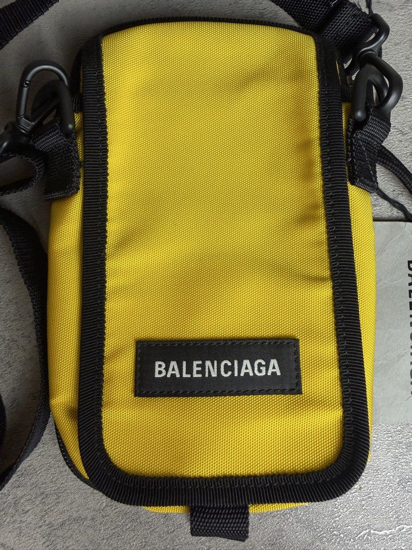 BALENCIAGA - FW19 EXPLORER UTILITY NYLON BAG (Category: Sling Bags) located in Makati City. Submitted by daboy_ (Listing ID 1460380407, Image 3). Description: Condition: BNWT Made in: Italy Dimensions Height: 8” Width: 5” Depth: 4”.
