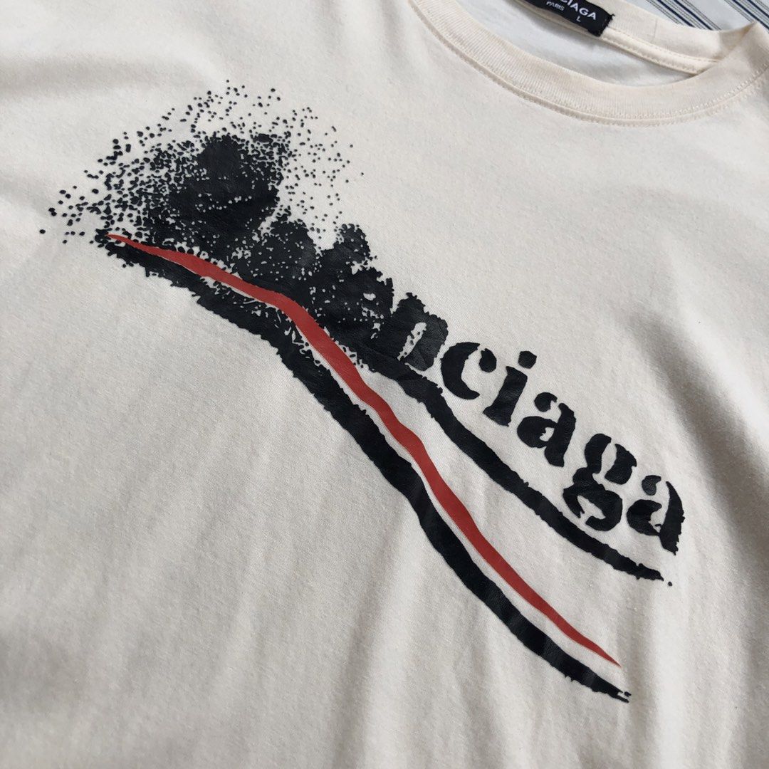 BALENCIAGA POLITICAL STENCIL (Category: Tshirts & Polo Shirts ) located in Dagupan City. Submitted by gabthriftfinds (Listing ID 1460484762, Image 2). Description: B*LENCIAGA POLITICAL STENCIL ₱450+sf🏷️ (FIRST TO PAY BASIS‼️) • No issue on print✅ • Dimension: Width: 22 | Lenght: 28 • Condition: excellent • Color rate: 9.5/10 • Flaws/Issue: rewash 📌 I am not affiliated with any brand mentioned. The registered trademark solely belongs to the righ