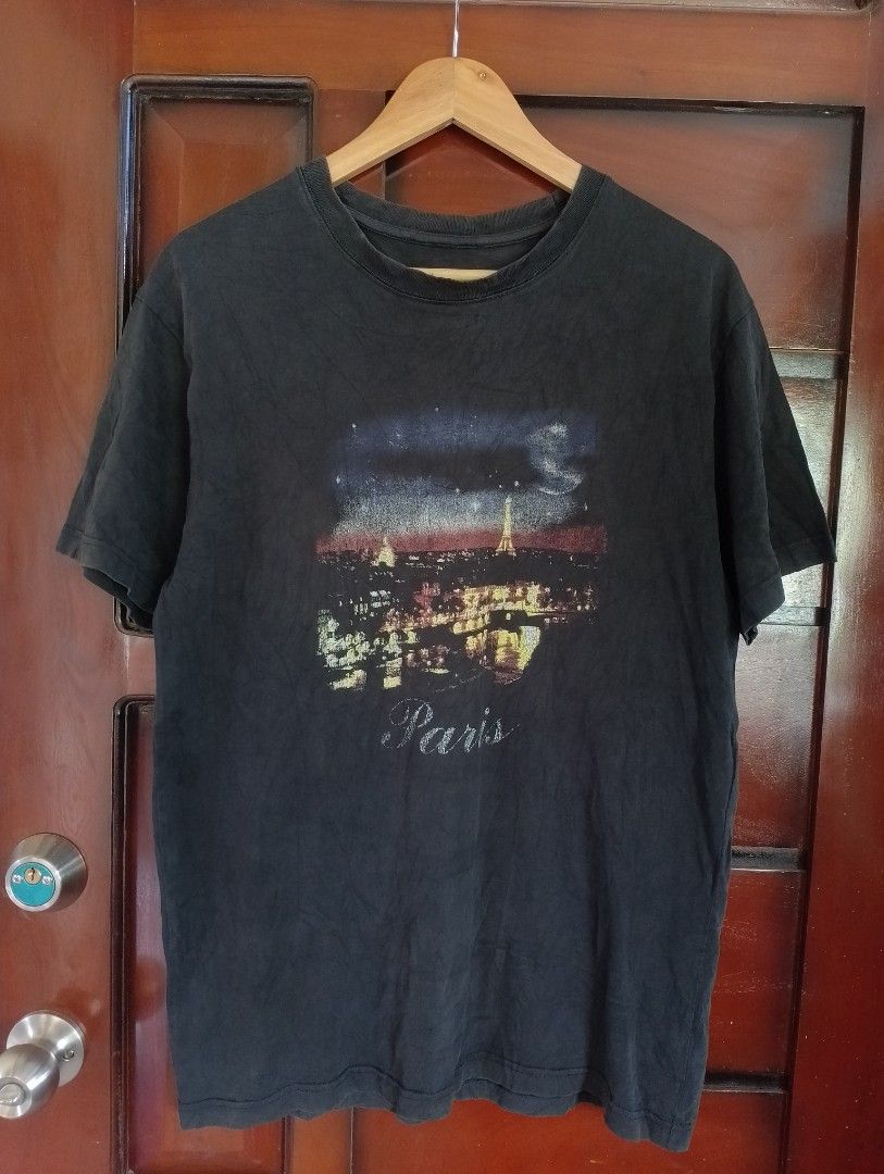 Balenciaga Paris Tee (Category: Tshirts & Polo Shirts ) located in Bacolod City. Submitted by jayjayukay (Listing ID 1460444486, Image 1). Description: vintage paris tee fade condition fit large " Xl on tags" issue : pinholes.