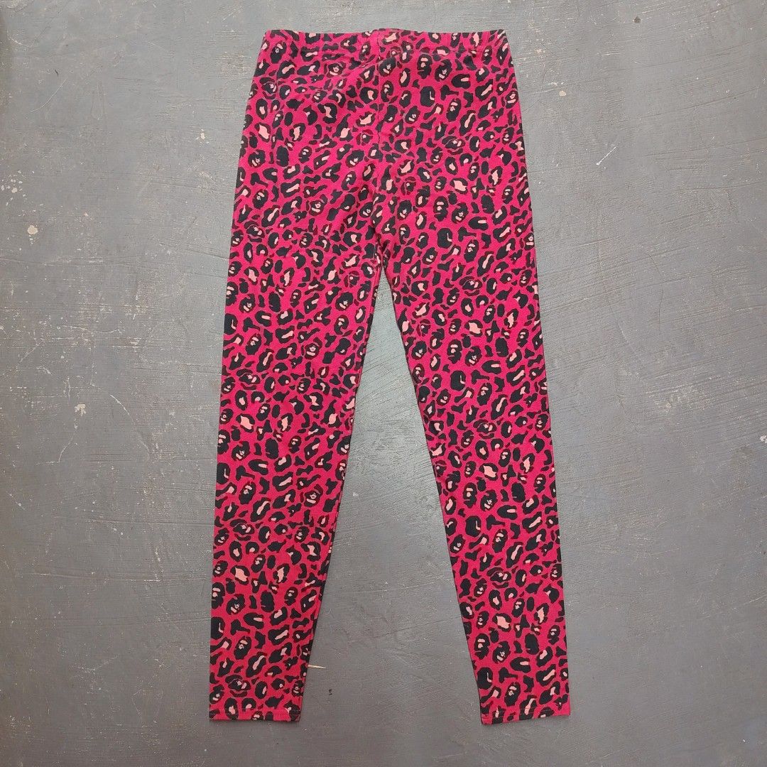 Bape All Over Print Leggings (Category: Other Bottoms) located in Daraga. Submitted by flip2fit (Listing ID 1460406728, Image 2). Description: 26-30 waist 37 length Excellent to New Condition No issues.