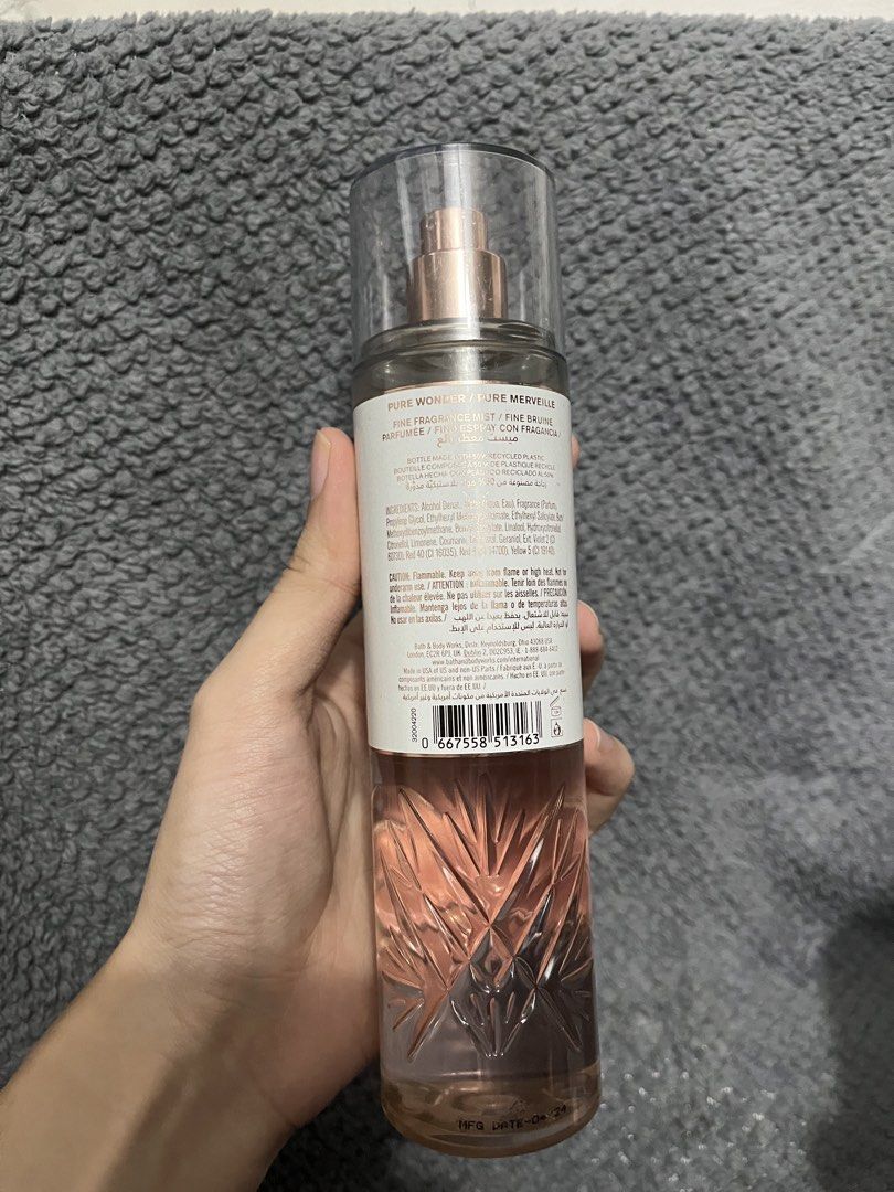 Bath & Body Works Pure Wonder (Category: Fragrance & Deodorants) located in Quezon City. Submitted by earthtodior (Listing ID 1460505279, Image 2). Description: - Bath & Body Works Pure Wonder Fine Fragrance Mist - Size: 8 fl oz / 236 ml - Scent: Smells really nice / Classy - Usage: Great for everyday use - Perfect for: Yourself or as a gift .