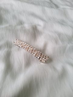 (Category: ) located in . Submitted by erin_g (Listing ID 1460427585, Image 1). Description: .