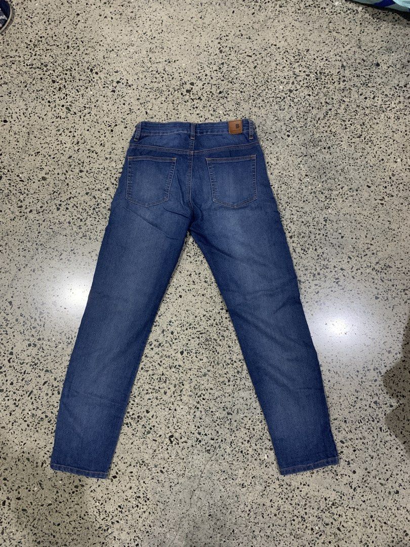 BENCH Blue Denim Jeans Size 28 (Category: Jeans) located in Las Pinas. Submitted by p.j.c.a.r.o.u.s.e.l.l.i.n.g (Listing ID 1460324475, Image 2). Description: - Brand: Bench - Type: Blue Denim Jeans - Fit: Straight Leg - Size: 28 - Closure: Button and Zip - Features: Classic five-pocket styling.