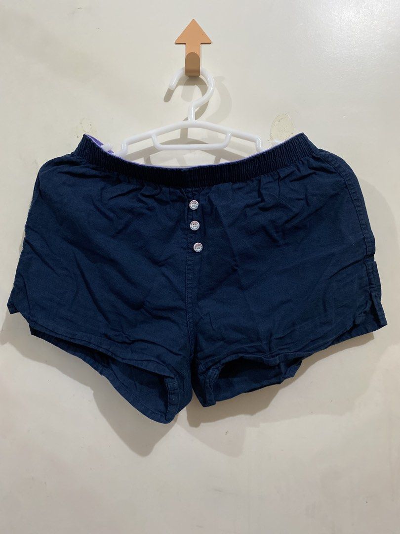 Bench Cotton Boxer Shorts Navy Blue (Category: Shorts) located in Taguig. Submitted by maly01_ (Listing ID 1460405083, Image 1). Description: dm for inquiries :).