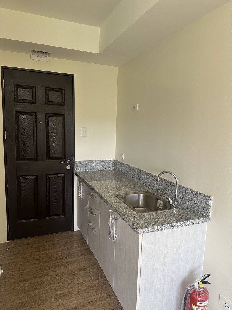 Berkeley Suites for rent (Category: Apartments & Condos) located in Taguig. Submitted by djagliam (Listing ID 1460409126, Image 2). Description: For rent: Semi-furnished condo unit at Berkeley Suites. First tenant privilege. Unit owner here. Weekend viewing only please. Tenants only. No to agents. Available as long as it is posted. Address: Berkeley Suites - South Forbes, Barangay Inchican, Silang, Cavite Monthly Rent: P13,000 Minimum term: 1 yea