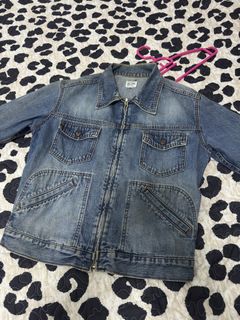 (Category: ) located in . Submitted by pokaidonationcloset (Listing ID 1460309604, Image 1). Description: .